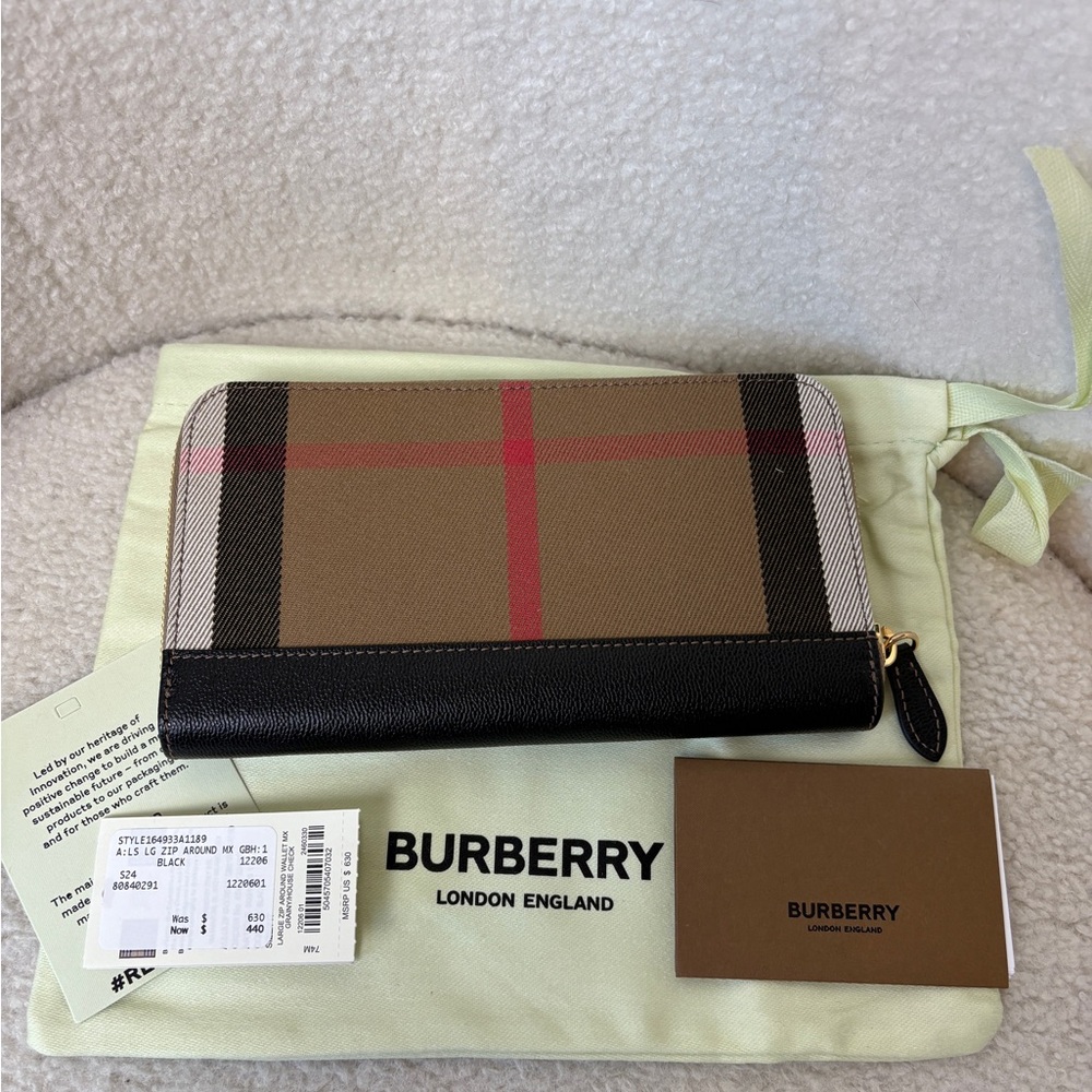 Burberry Tan and Black Zip Wallet NWT New